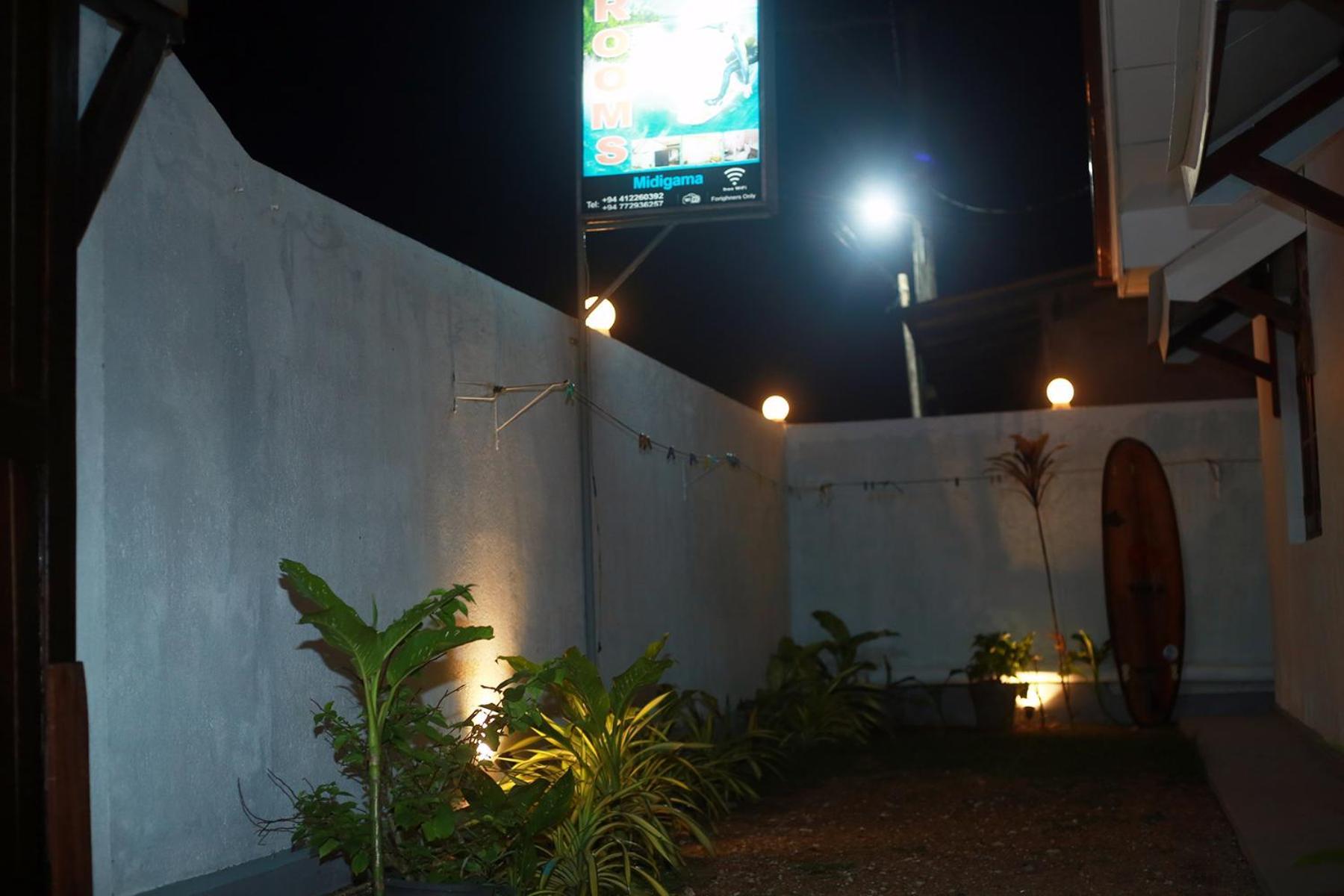 Shehara Sun Surf Lodge Midigama-Est Extérieur photo