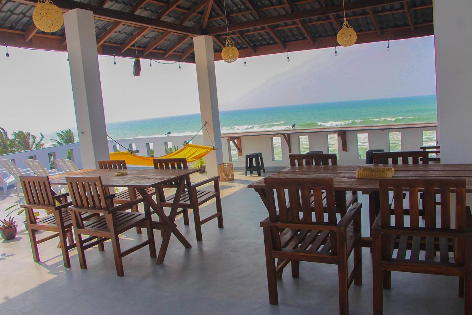 Shehara Sun Surf Lodge Midigama-Est Extérieur photo