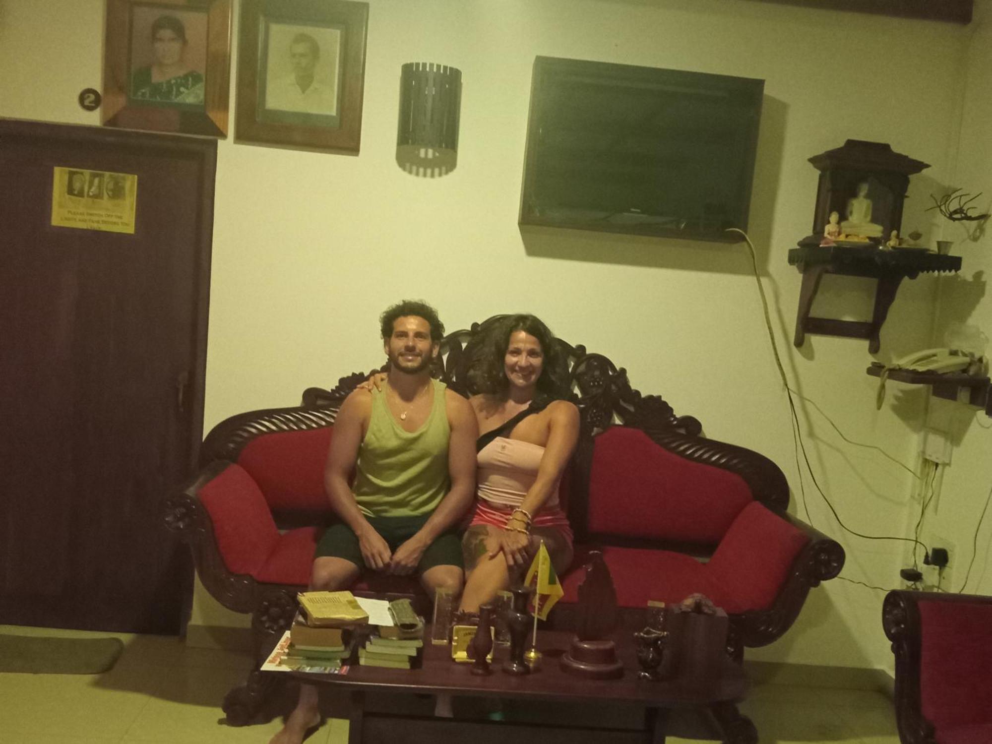 Shehara Sun Surf Lodge Midigama-Est Extérieur photo